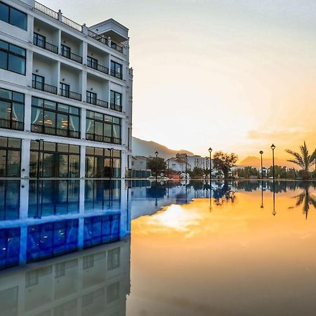 Mc Palace Hotel Spa & Convention Agios Epiktitos Exterior photo